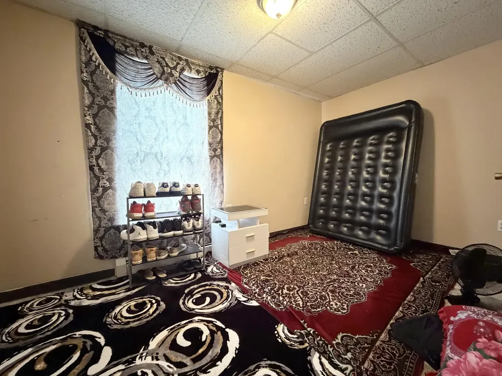 2 Oak Street Auburn ME 04210