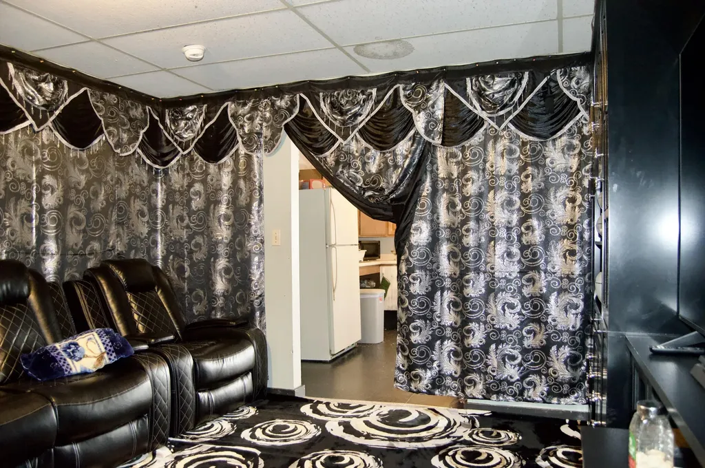 2 Oak Street Auburn ME 04210