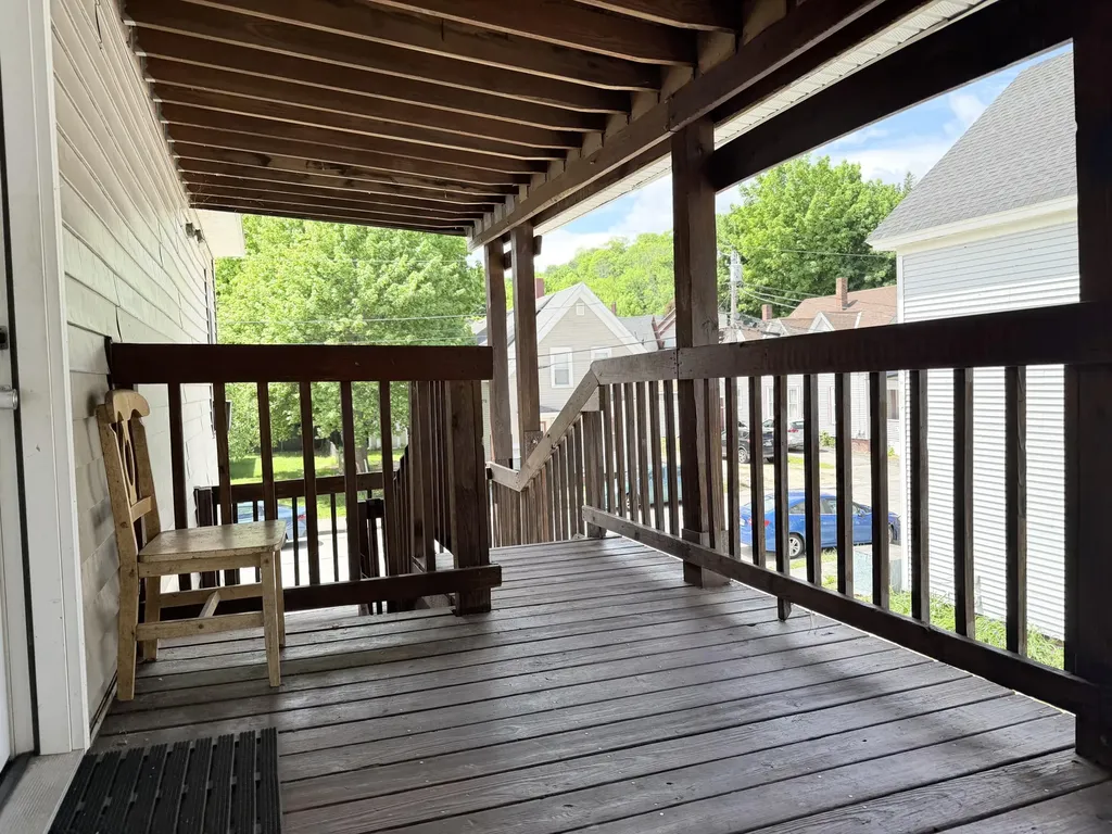2 Oak Street Auburn ME 04210