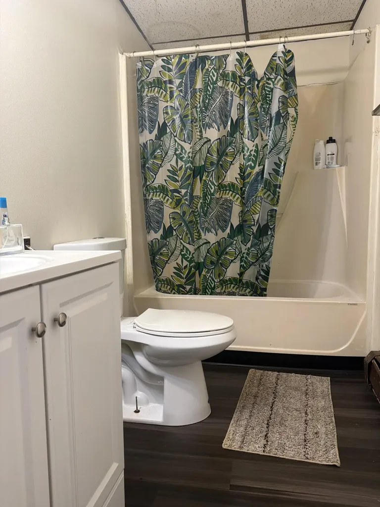 2 Oak Street Auburn ME 04210