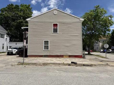 2 Oak Street Auburn ME 04210