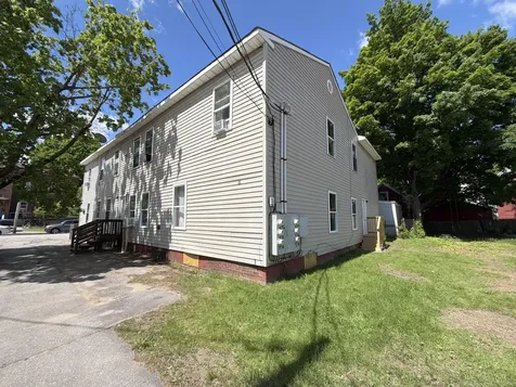 2 Oak Street Auburn ME 04210
