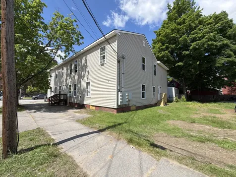 2 Oak Street Auburn ME 04210