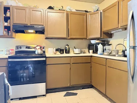2 Oak Street Auburn ME 04210