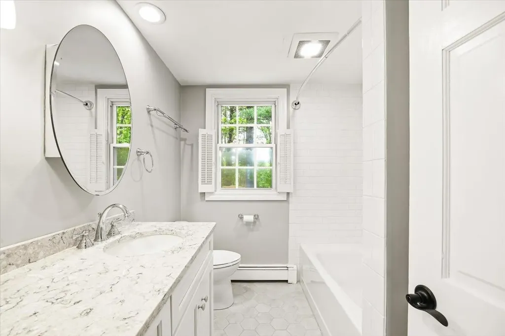 70 Springwood Road South Portland ME 04106