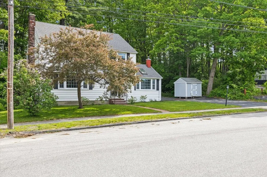 70 Springwood Road South Portland ME 04106