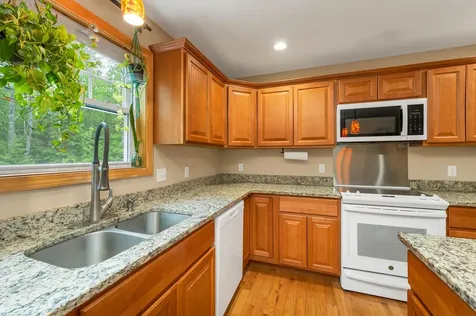 372 Sand Pond Road Hollis ME 04042