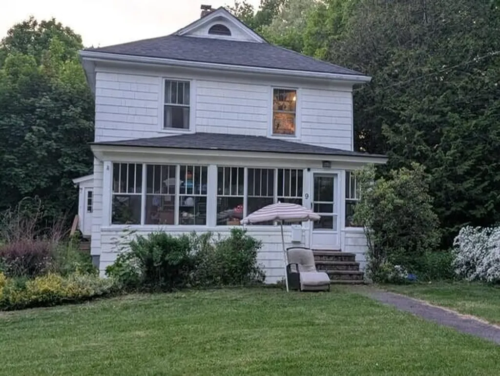 9 Winchester Street Fairfield ME 04937