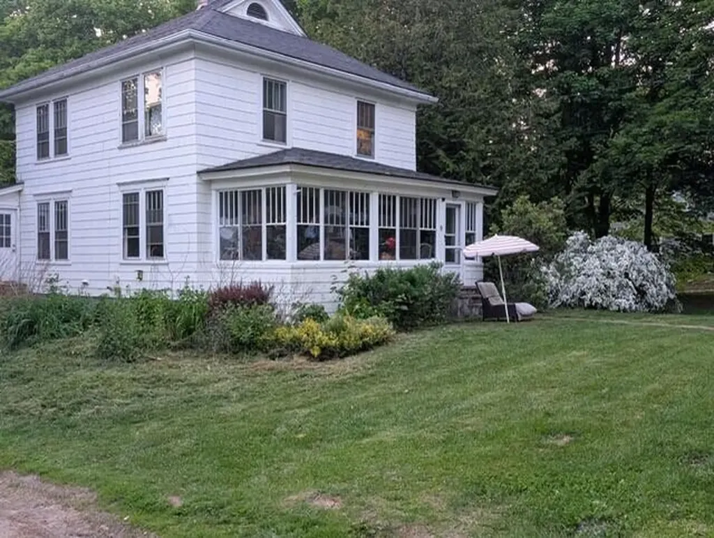 9 Winchester Street Fairfield ME 04937