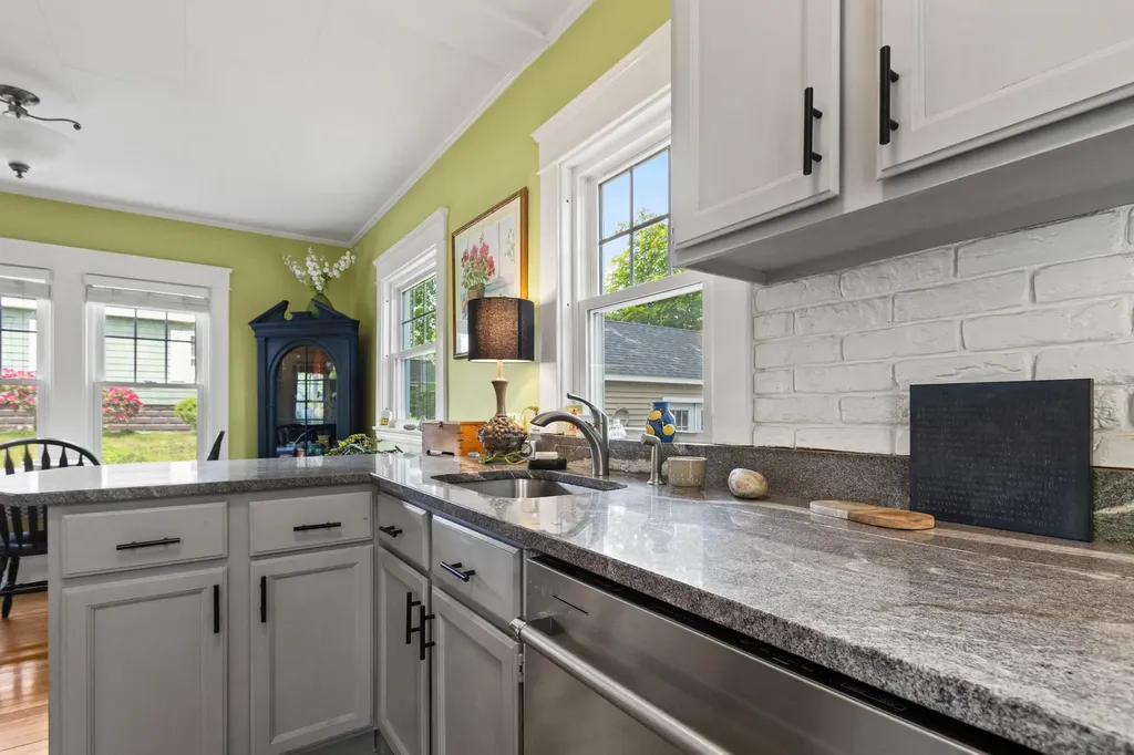 71 Virginia Street Portland ME 04103
