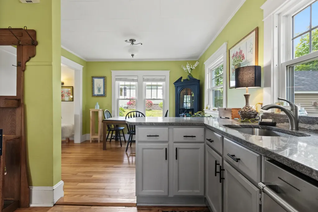 71 Virginia Street Portland ME 04103