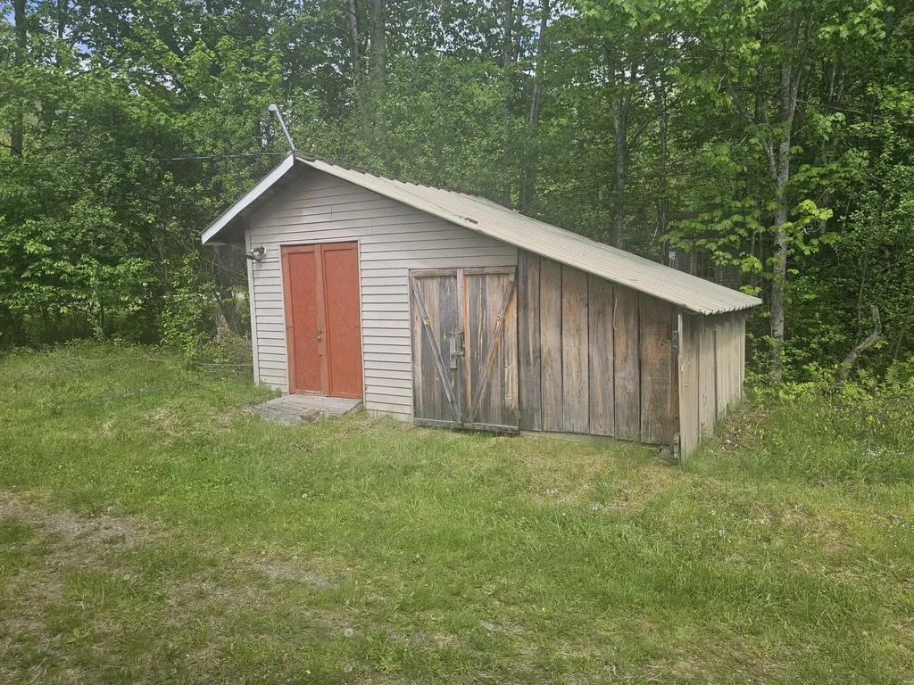 307 E Ridge Road Greenbush ME 04418