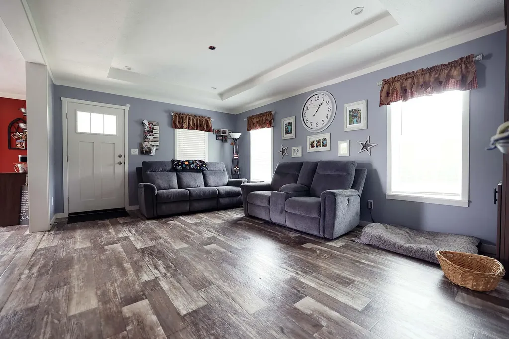 21 Rosie Lane Pittston ME 04345