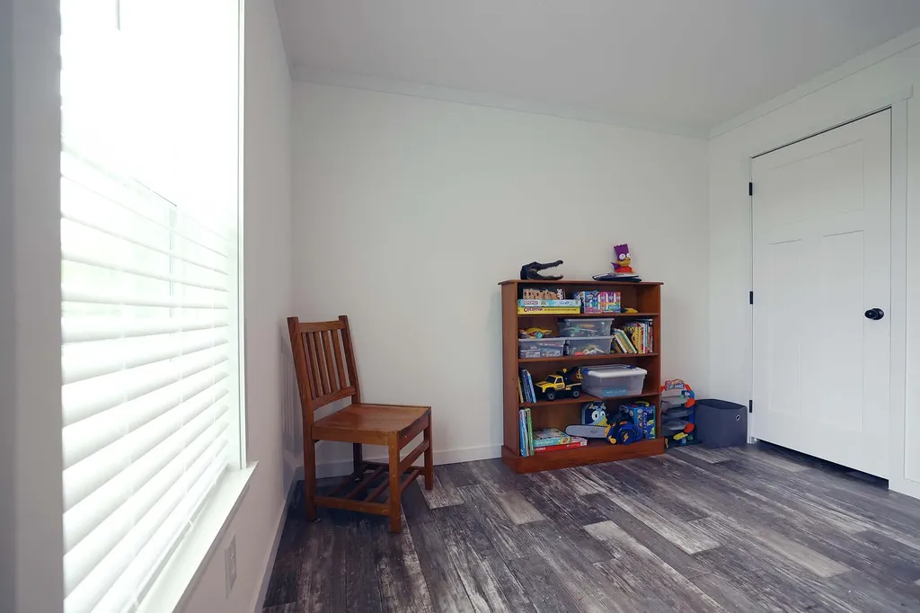 21 Rosie Lane Pittston ME 04345