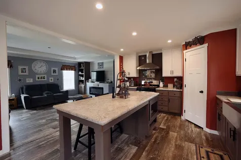 21 Rosie Lane Pittston ME 04345