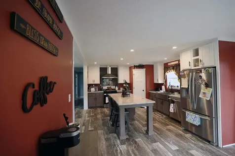 21 Rosie Lane Pittston ME 04345