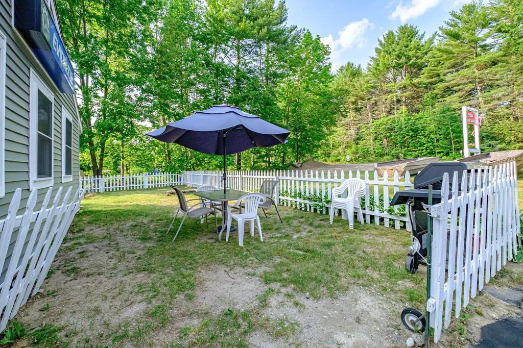 819 Naples Road Harrison ME 04040