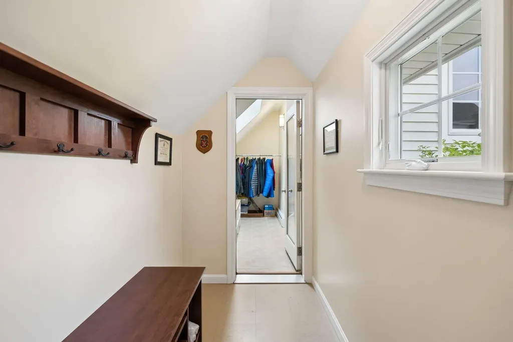 4 Ivy Way Brunswick ME 04011