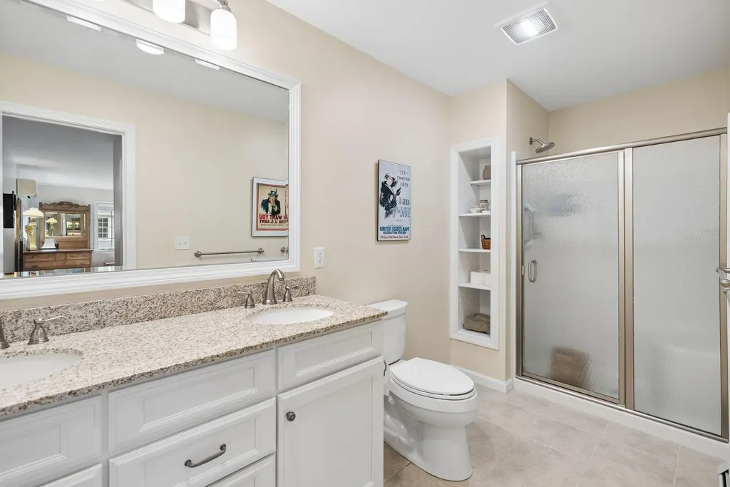 4 Ivy Way Brunswick ME 04011