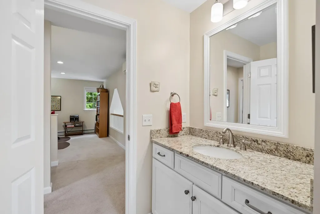 4 Ivy Way Brunswick ME 04011
