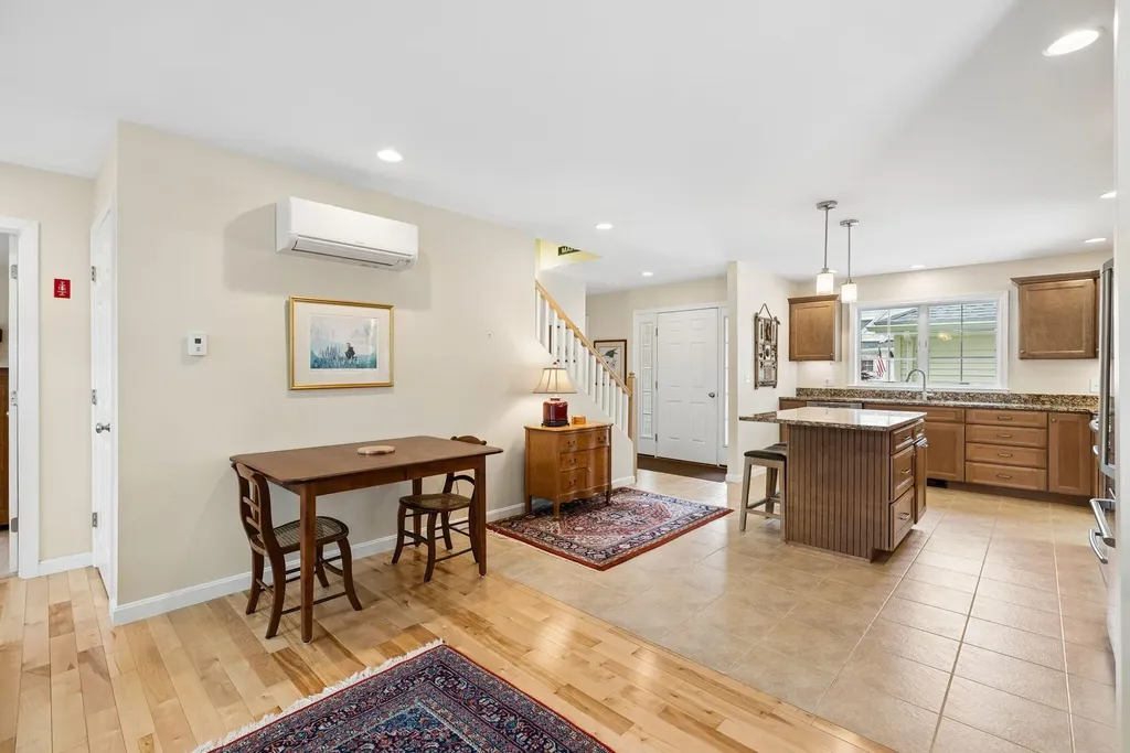 4 Ivy Way Brunswick ME 04011