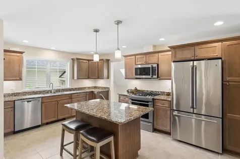 4 Ivy Way Brunswick ME 04011