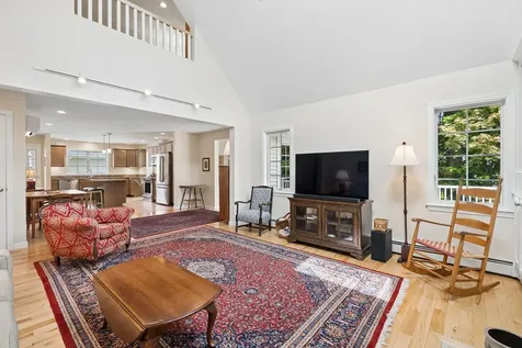 4 Ivy Way Brunswick ME 04011