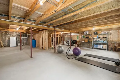 4 Ivy Way Brunswick ME 04011