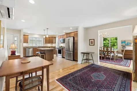 4 Ivy Way Brunswick ME 04011