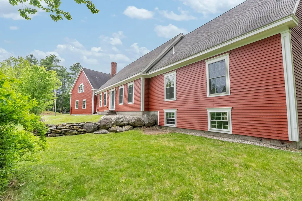 143 Falmouth Road Falmouth ME 04105