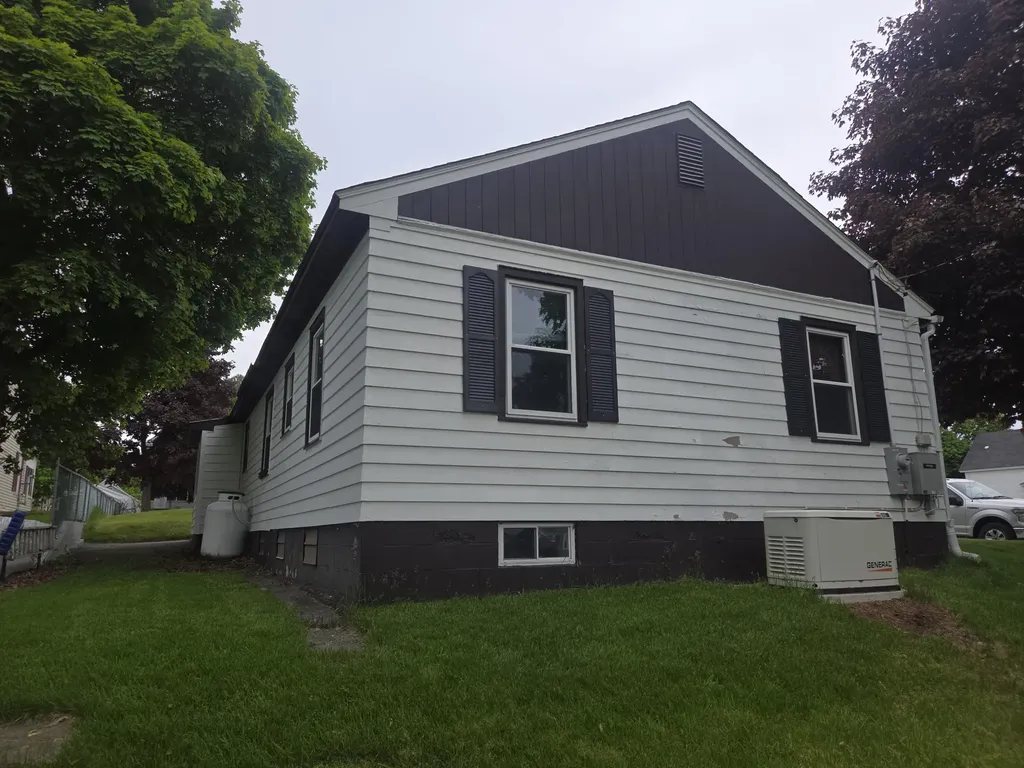 66 Poplar Street Millinocket ME 04462