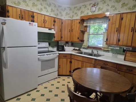 66 Poplar Street Millinocket ME 04462