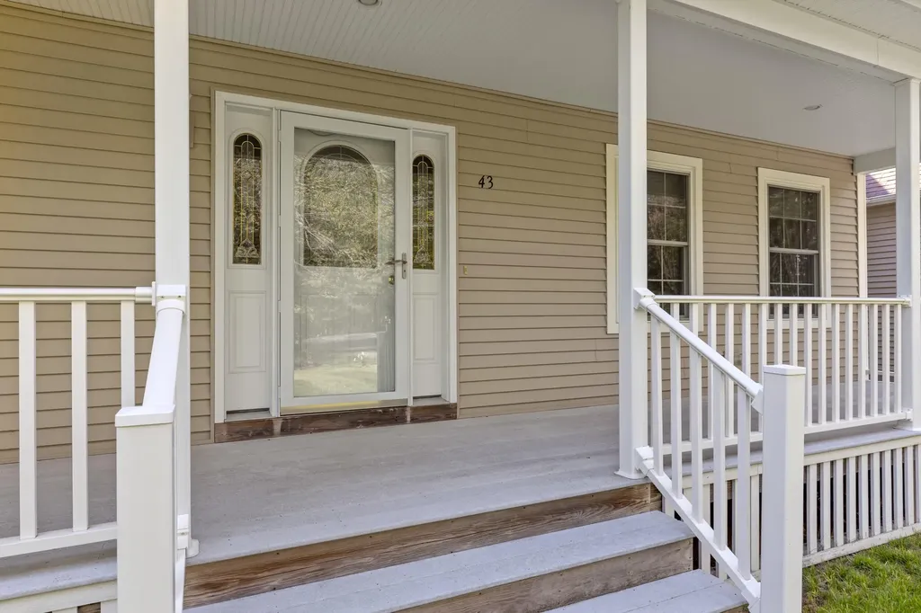 43 Payeur Circle Sanford ME 04073