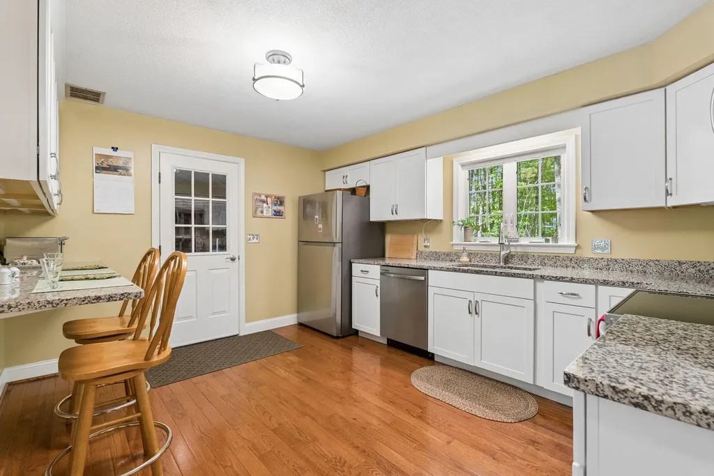 31 Melden Drive Brunswick ME 04011