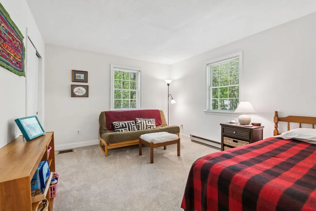 31 Melden Drive Brunswick ME 04011