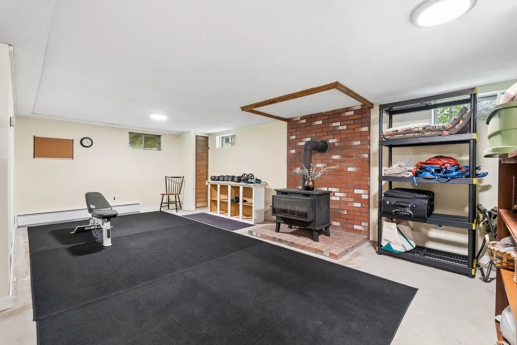 31 Melden Drive Brunswick ME 04011