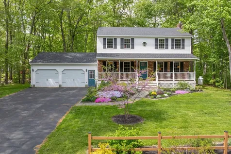 31 Melden Drive Brunswick ME 04011