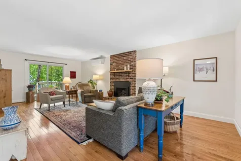 31 Melden Drive Brunswick ME 04011