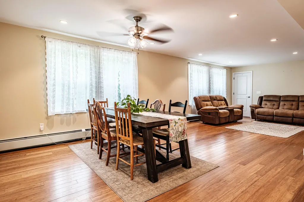 28 Robinson Hill Road Oxford ME 04270