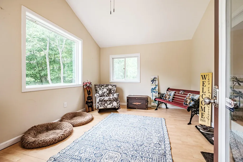 28 Robinson Hill Road Oxford ME 04270