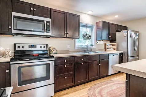 28 Robinson Hill Road Oxford ME 04270