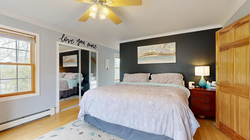 25 Sunrise Drive Paris ME 04281