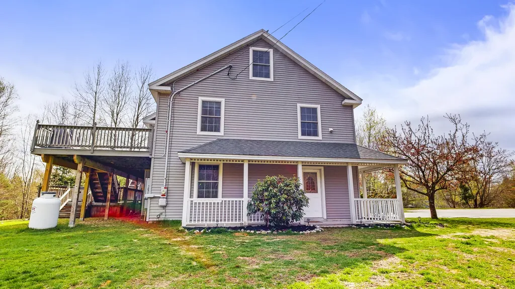 25 Sunrise Drive Paris ME 04281
