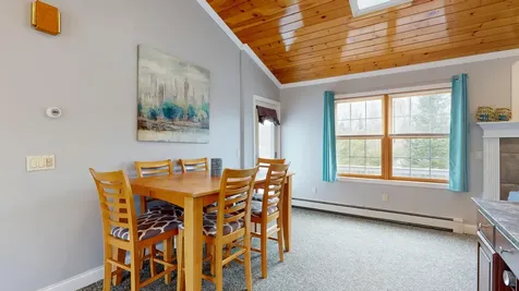 25 Sunrise Drive Paris ME 04281