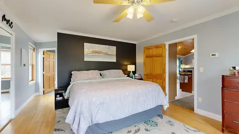 25 Sunrise Drive Paris ME 04281