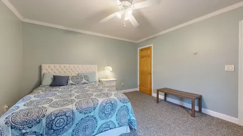 25 Sunrise Drive Paris ME 04281