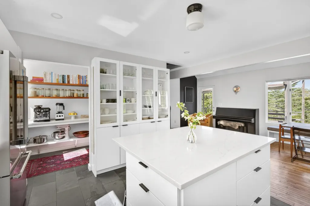 168 Chestnut Street Camden ME 04843