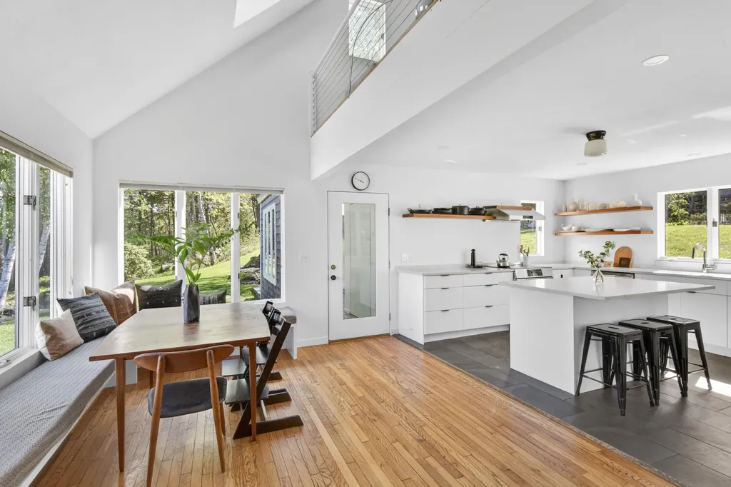 168 Chestnut Street Camden ME 04843