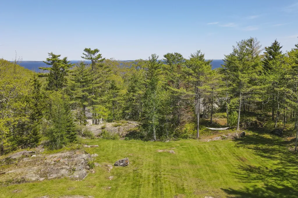168 Chestnut Street Camden ME 04843
