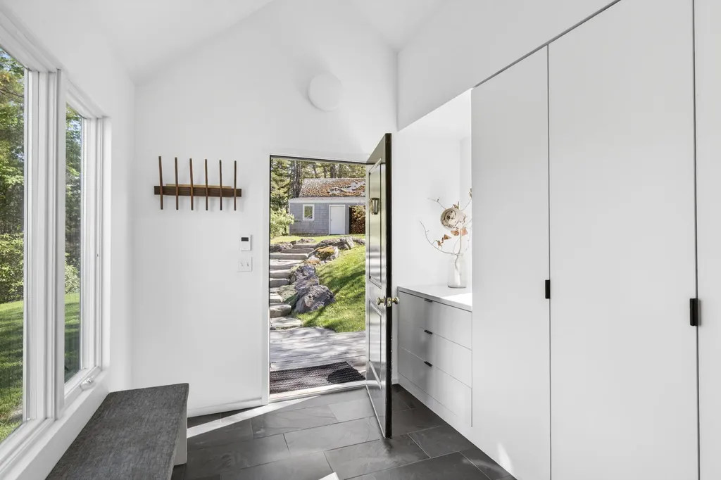 168 Chestnut Street Camden ME 04843